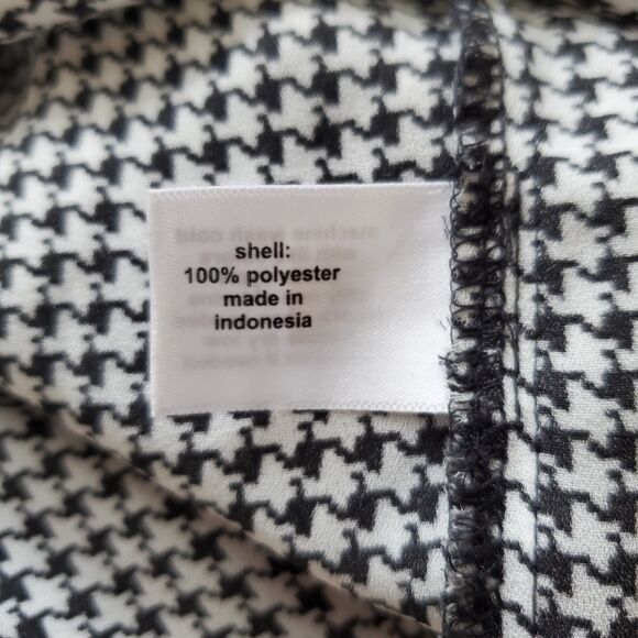 Lane Bryant Plus Size Black Houndstooth Blouse - Picture 7 of 7